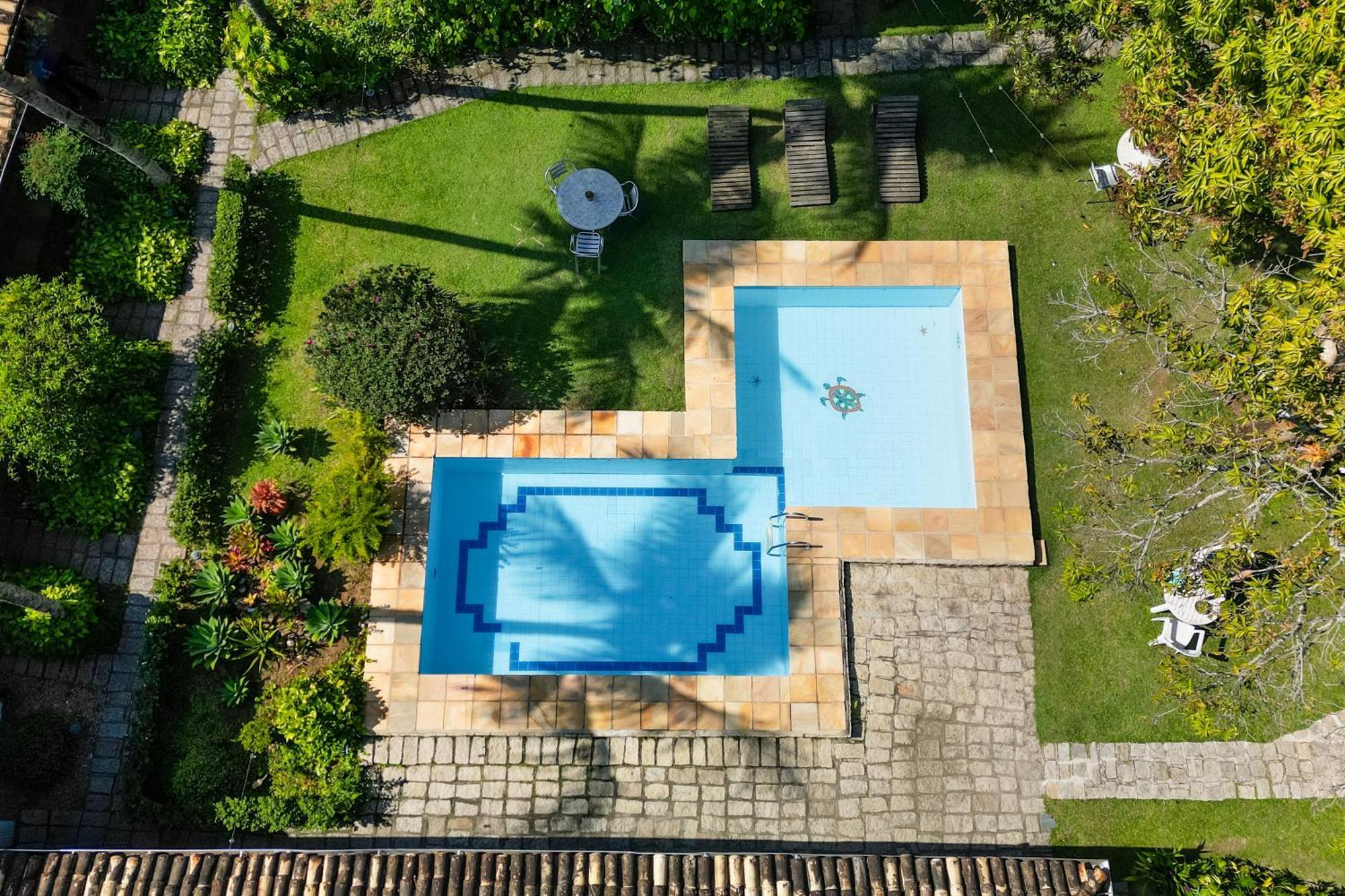 Velinn Caravela Pousada Ilhabela Buitenkant foto
